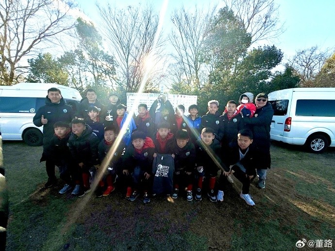  8戰(zhàn)全勝奪日本杯賽冠軍！中國(guó)足球小將發(fā)布感謝信