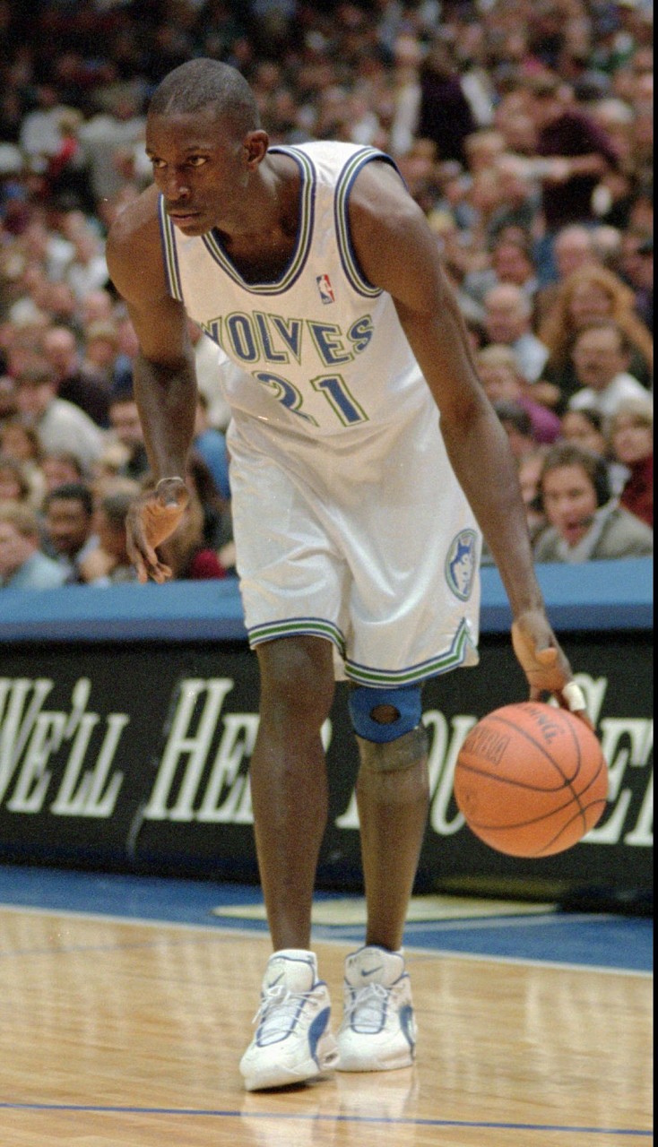  KG：你以為我喜歡狼隊老板那個XX？我們來NBA就是工作&拿錢回家